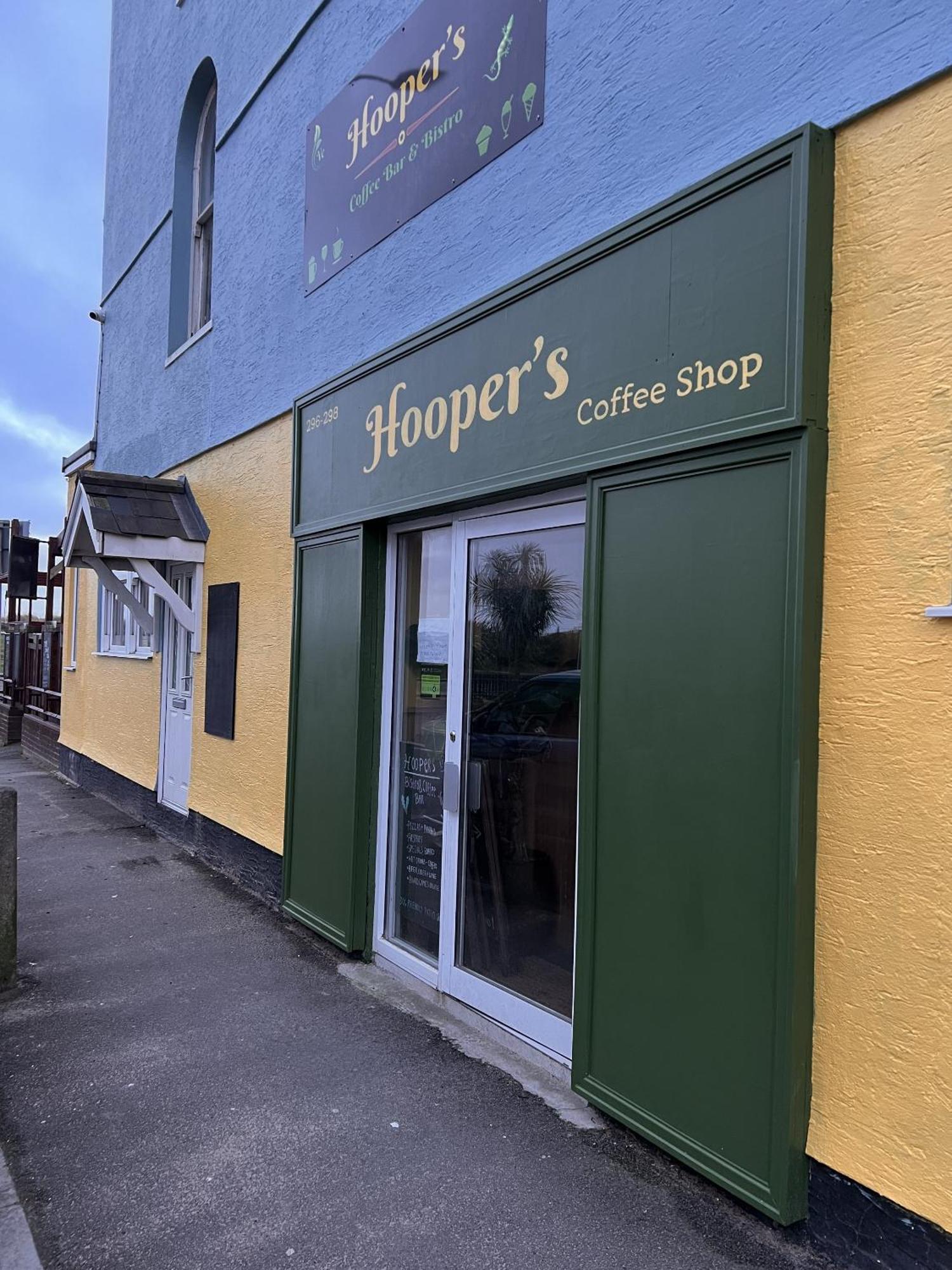 Hoopers Sandy Beach Guest Rooms Swansea Exterior photo