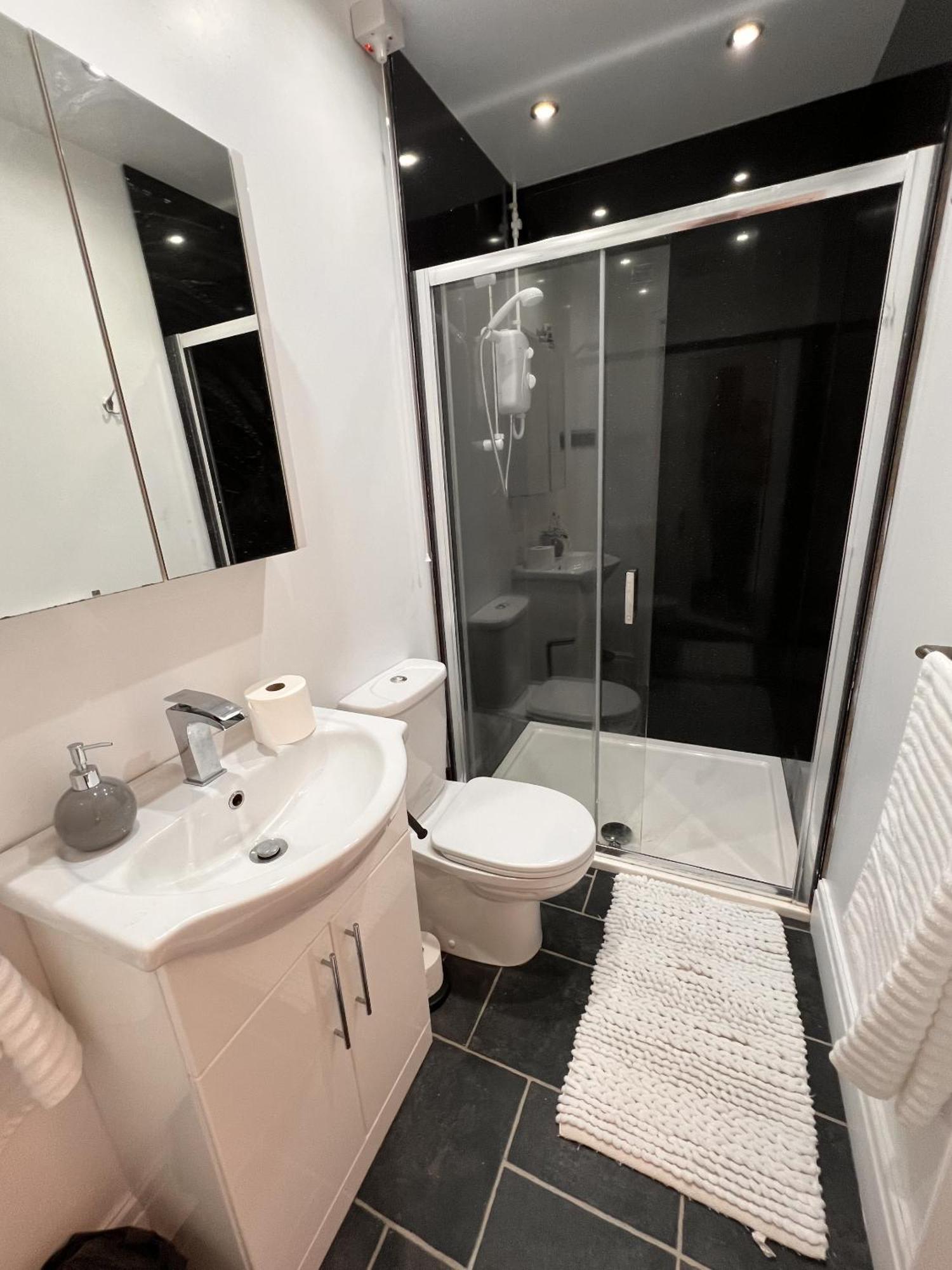 Hoopers Sandy Beach Guest Rooms Swansea Room photo